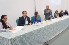Professor Dr. João Euclides Braga em seu pronunciamento na solenidade de abertura do treinamento de Comitês de Ética em Pesquisa (CONEP)    -    Imagens Weltorres
