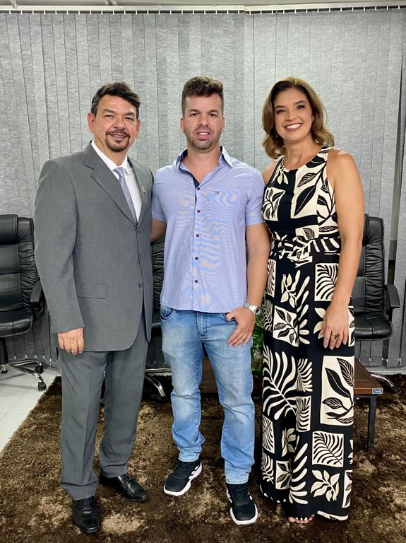 WhatsApp Image 2025-02-12 at 19.11.00 (2).jpeg